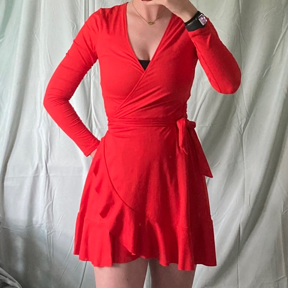 Long sleeve red dress